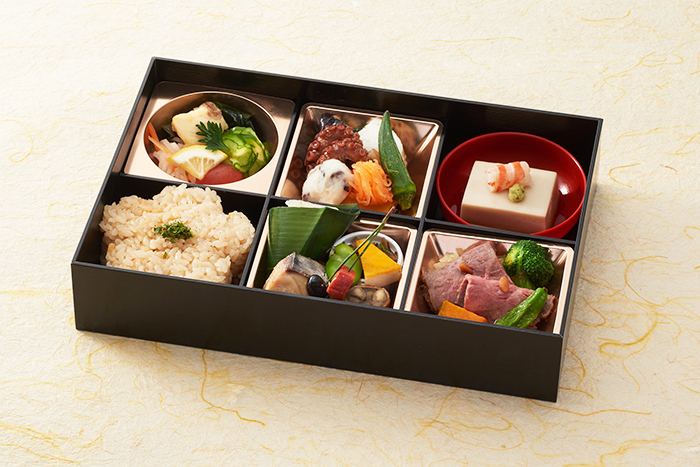 公式】 大阪の仕出し弁当配達なら創業50年・懐石料理の徳へ / お届け 